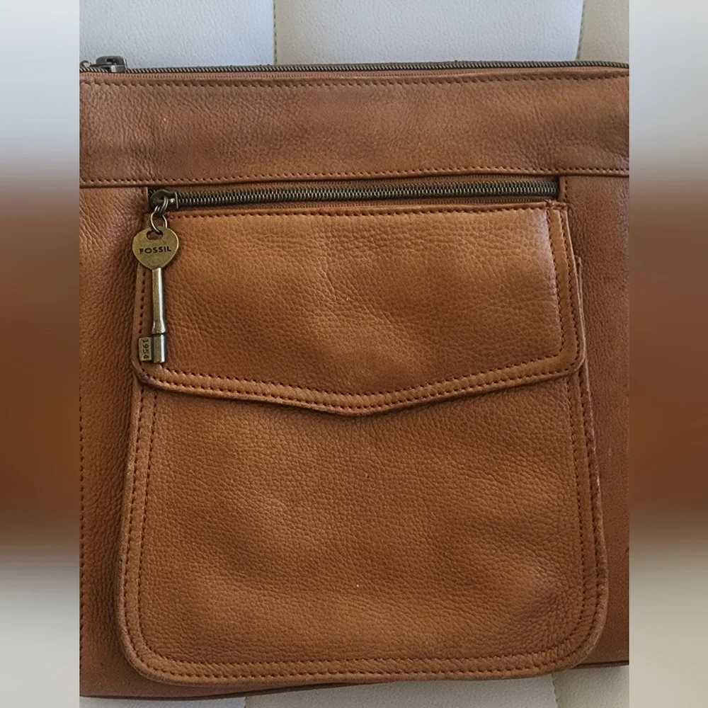 Fossil stylish brown